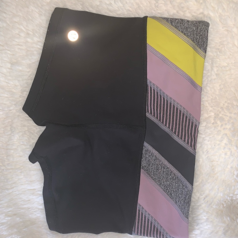 Lululemon reversible “boogie short”